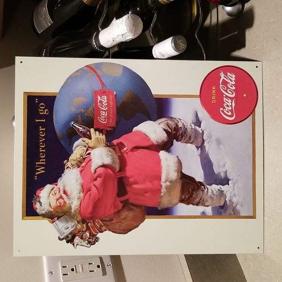 🥤🎅VINTAGE STYLE MEDAL COCA-COLA SANTA PICTURE 🥤🎅 - Picture 1 of 4